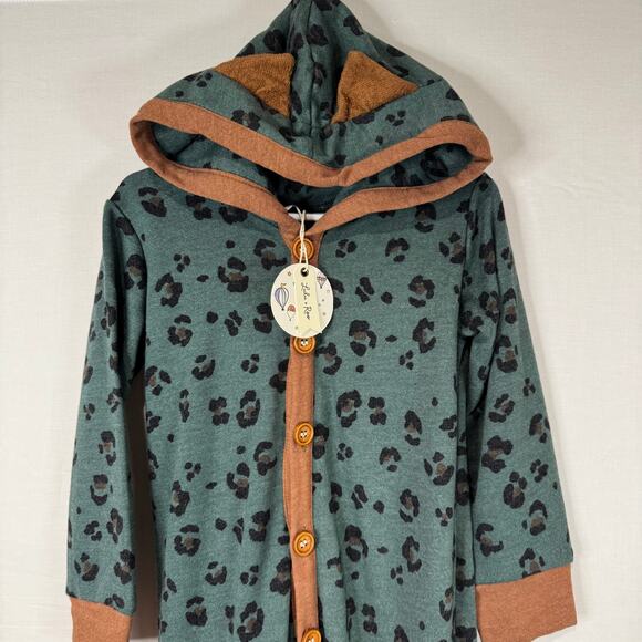 Little Road Co. Lulu & Roo Hooded Leopard One Piece Romper Button Up NWT 4-5 - Picture 1 of 3
